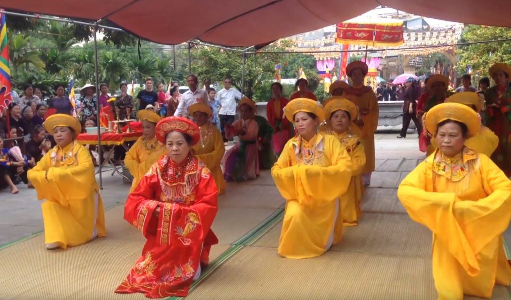 Keo Pagoda Festival in Thai Binh, North Vietnam - Scooter Saigon Tours