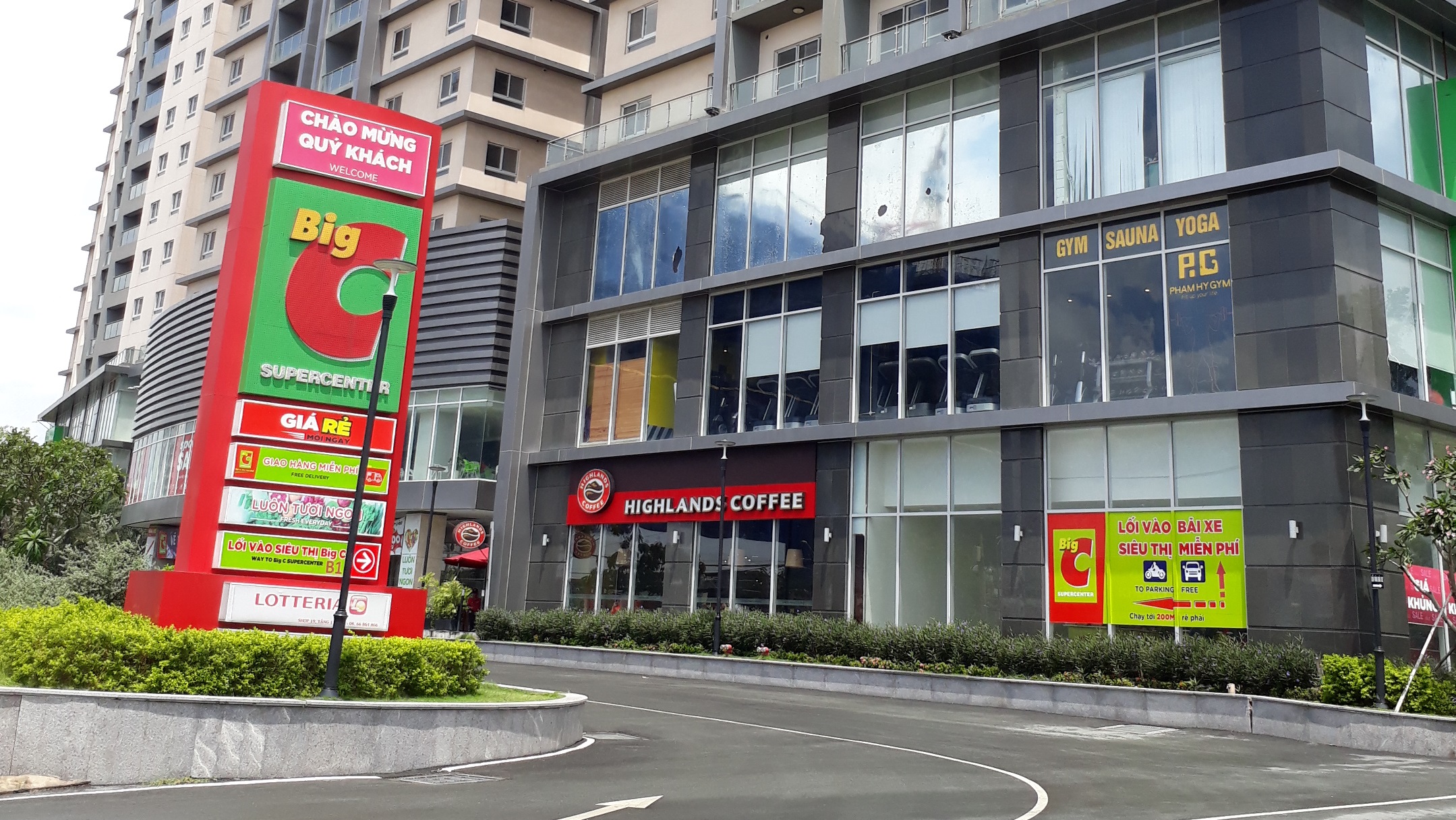 Big C District 7 - Top 9 supermarket chains in Ho Chi Minh City