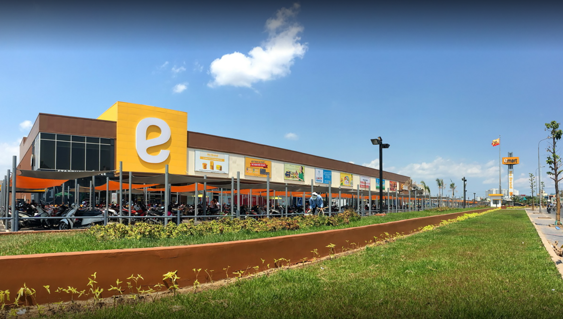 Emart Vietnam - Top 9 supermarket chains in Ho Chi Minh City