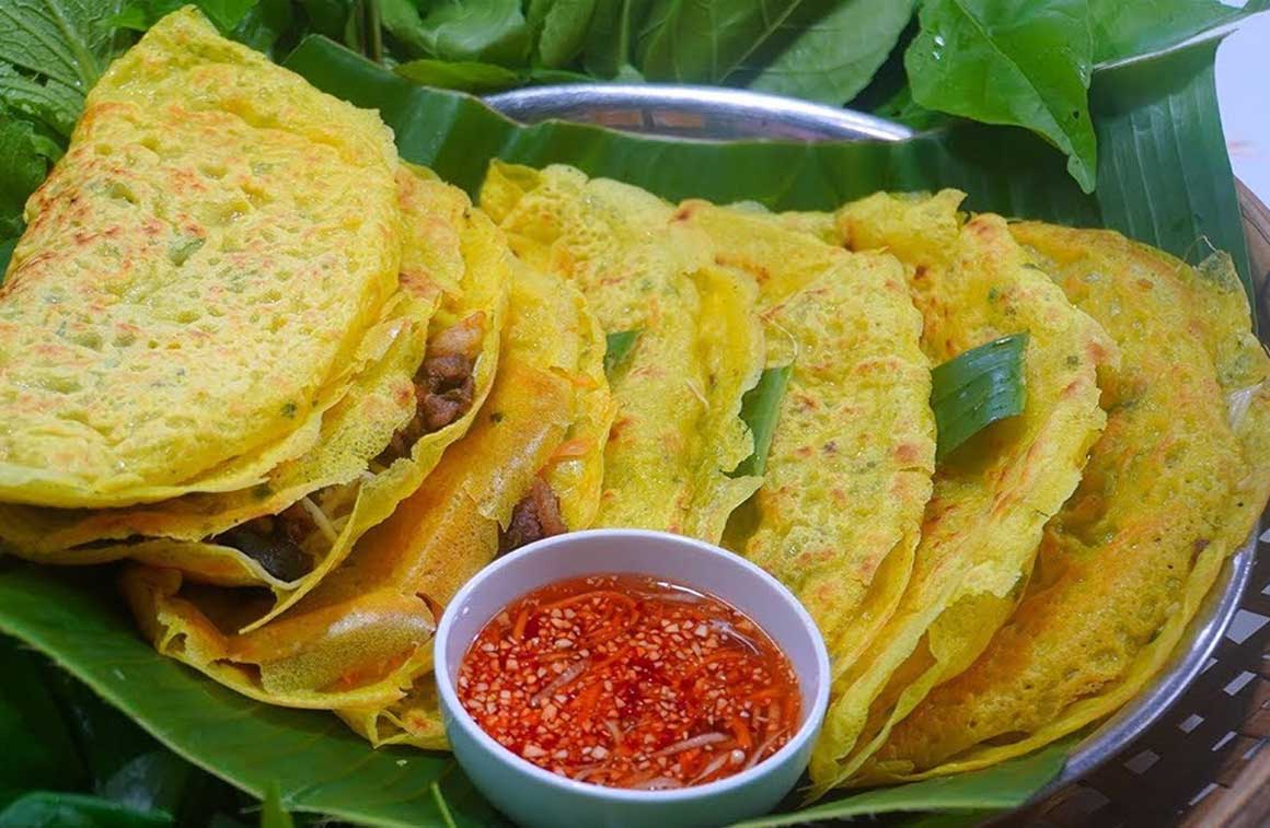 Leeds matematiker bud Vietnamese-pancake-(Bánh-xèo)-Top-10-Foods-in-Vietnam - Scooter Saigon Tours