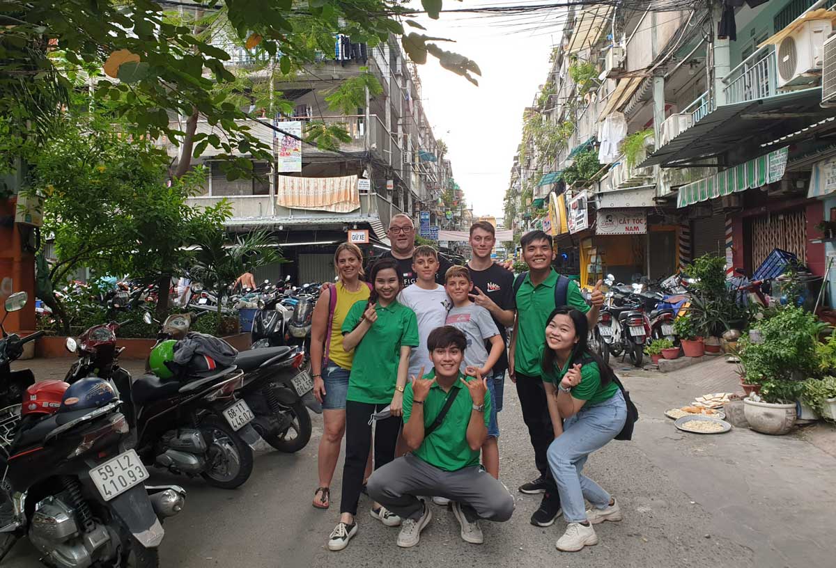Student Motorbike Saigon Sightseeing Tour